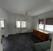 2 12 Zimmer, 85QM - Frisch Saniert - EG, Garten + Wintergarten - Dassel