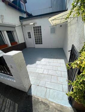 Foto - Haus zur Miete - 1.400,00&nbsp;EUR Kaltmiete, ca.&nbsp; 95,00&nbsp;m&sup2;