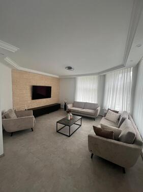 Foto - Zentrale 2 Zimmer Wohnung - 750,00&nbsp;EUR Kaltmiete, ca.&nbsp; 84,00&nbsp;m&sup2;