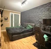 2 Zimmer Wohnung in Potsdam Babelsberg. Beschreibung lesen.