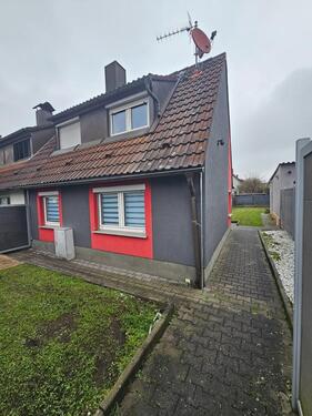 Foto - Doppelhaushälfte mit viel Potenzial