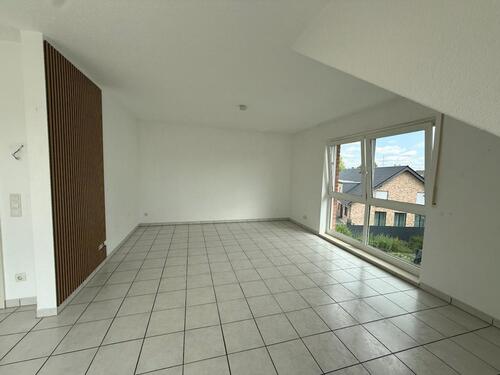 Foto - Lichtdurchflutete 3-Zimmer Dachgeschosswohnung m. Balkon in Elsen