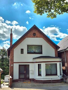 Foto - Einfamilienhaus mit Einliegerwohnung in Finkenwerder