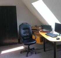 Kleines schönes, komplett möbliertes Apartment mit allem drum - Ratingen Tiefenbroich