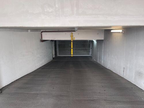 Foto - Duplex-Stellplatz (unten) in Tiefgarage zu vermieten - PLZ 55128