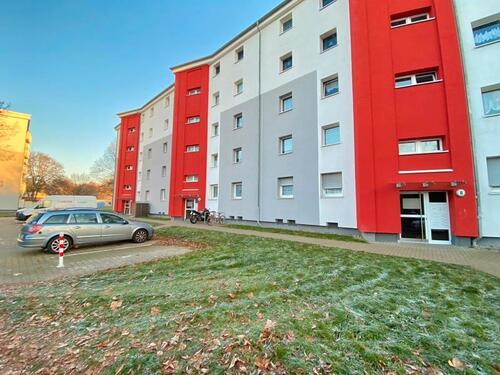 Foto - Geräumige 2,5-Zi.-Wohnung mit Balkon!