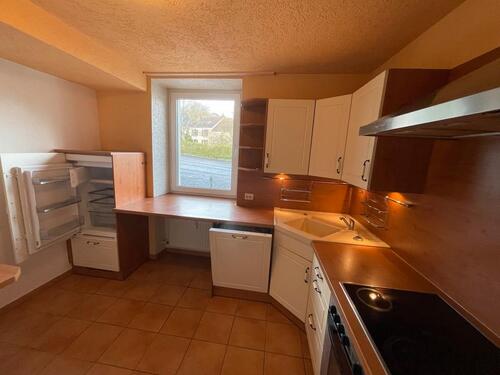 Foto - Felsberg, helle 2 ZKB im EG mit EBK, Balkon & Stellplatz