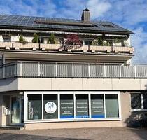 Attraktive Gewerbefläche zur Miete – hell, zentral und perfekt für Ihren Erfolg. - Hausach