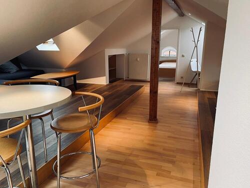 Foto - Sehr schöne, 2 Zimmer kompl. möblierte DG Wohnung zu vermieten