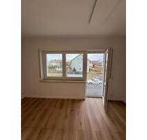 Moderne 1-Zimmer Wohnung mit Balkon & EBK - frisch renoviert - Etzenricht