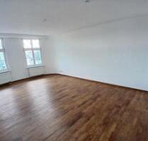 Schöne und helle 4-Raum-Wohnung mit Einbauküche nahe Stadtzentrum - Greifswald