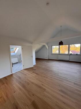 Foto - 2 Zimmer DG Wohnung mit Ankleidezimmer direkt am See