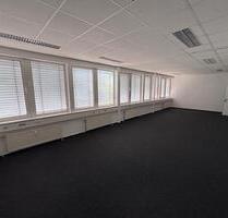 55m² Büro mit Parkplatz, Kantine, Glasfaser in Magdeburg