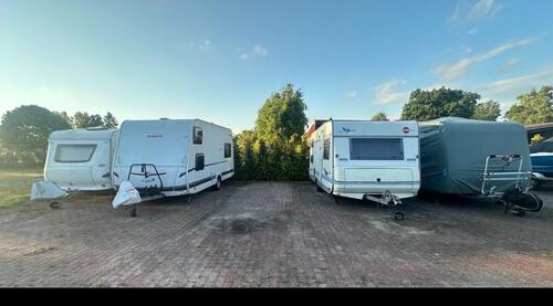 Foto - Außen Stellplatz für Wohnwagen, Wohnmobile, Boote etc.