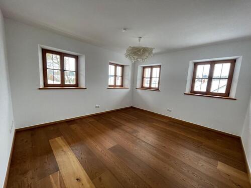 Foto - Helle 3-Zimmer-Wohnung in NiederaichbachOberaichbach