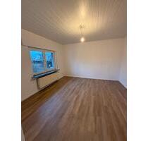 Schöne 90qm Wohnung in Pracht - 720,00&nbsp;EUR Kaltmiete, ca.&nbsp; 90,00&nbsp;m&sup2; in Weyerbusch (PLZ: 57635)