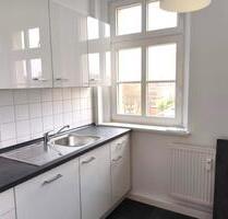 schick mit Parkett * hochwertige EBK * Balkon in Chemnitz City * 01.05.2026