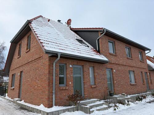 Foto - Dachgeschosswohnnung in einem 3-Familien-Haus