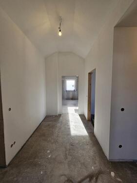 Foto - Erstbezug * 2ZKB * 91qm * Zentral * EBK *