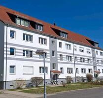 Dachgeschoss Wohnung - 650,00&nbsp;EUR Kaltmiete, ca.&nbsp; 57,00&nbsp;m&sup2; in Pegau (PLZ: 04523)