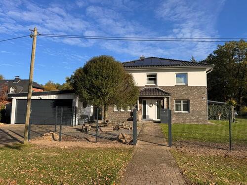 Foto - Modernes 200qm Haus mit niedrigen Energiekosten. Provisionsfrei!