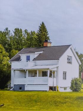 Foto - Gepflegtes Freistehendes Haus mit Seeblick in Schweden