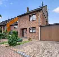 Reihenhaus mit Garage und Garten in Tönisvorst-Vorst von Privat