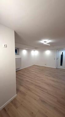 Foto - Heller, moderner Praxis- oder Büroraum – frisch renoviert (30 m²)