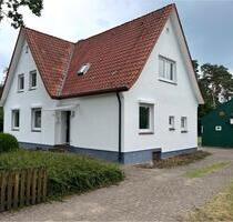 Einfamilienhaus - 1.550,00&nbsp;EUR Kaltmiete, ca.&nbsp; 140,00&nbsp;m&sup2; in Schneverdingen (PLZ: 29640)