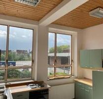Helles Büro oder Atelier 45 m² - 280,00&nbsp;EUR Kaltmiete, ca.&nbsp; 45,00&nbsp;m&sup2; in Lage (PLZ: 32791)