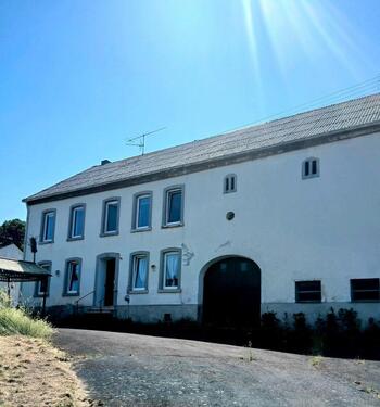 Foto - freisteh. ehem. Gästehaus in Neunkirchen mit großem Grundstück