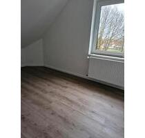 34 ZKB, Balkon,Wohnung komplett neu renoviert, Horn - Horn-Bad Meinberg