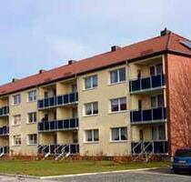 3-Zimmer-Wohnung mit Loggia, 1. OG, Dusche, kein Aufzug, Einzug 01.06.26 möglich - Eckernförde