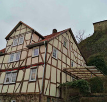 Schönes Fachwerkhaus mit großem Garten direkt an der Felsburg - Felsberg