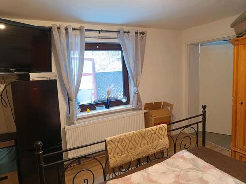 Foto - ein Zimmerwohnung Tel. 09492 902764