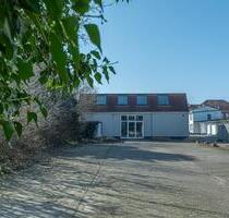 Großzügige Gewerbehalle in Top-Lage von Bremervörde zu vermieten!