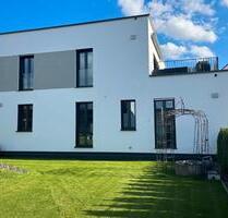 Attraktive EG-Wohnung mit Terrasse in kleiner Wohnanlage - Landau an der Isar