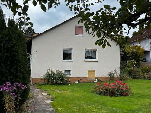 Foto - Freistehendes Einfamilienhaus in Wetter Hessen