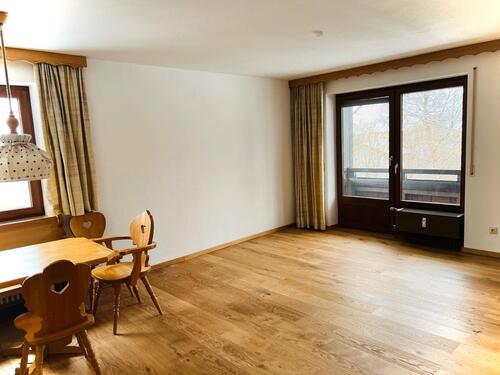 Foto - Frisch renovierte, ruhige und sonnige 2-Zimmer-Wohnung