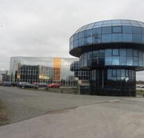BUEROHAUS-GLASTURM, SICHTBAR VON AUTOBAHN - Bergheim