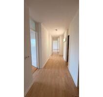 3-Zi. Eigentumswohnung mit Balkon in Frankfurt Fechenheim - Frankfurt am Main Ost