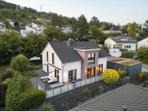 Foto - Dein zu Hause? Hochwertiges Einfamilienhaus in Rudersberg