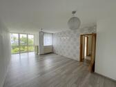 Foto - Helle 3 ZKB mit Stellplatz - 950,00 EUR Kaltmiete,