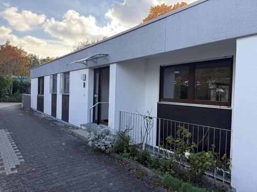 Foto - Viel Platz für die ganze Familie - Geräumiger, gut geschnittener Bungalow