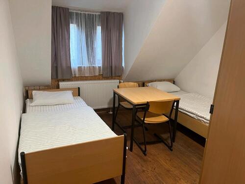 Foto - Doppelbett-Zimmer Vermietung - 600,00&nbsp;EUR Kaltmiete,