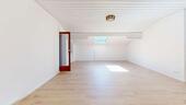 Foto - Teilsanierte Dachgeschosswohnung mit 108 m² und Südbalkon