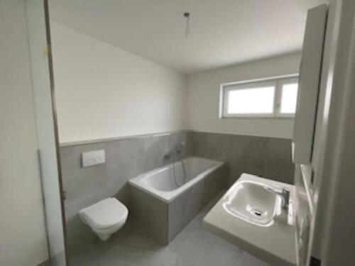 Foto - 3 Zimmer Mehrfamilienhaus, Wohnhaus zum Kaufen in Aichach