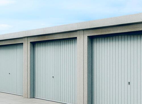 Foto - klassische Einzelgarage f. KFZ (Motorrad, Limousine) abschließbar