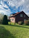 Foto - Haus zu Vermieten (160 m2) mit Rasenfläche und Optional Garage(n)