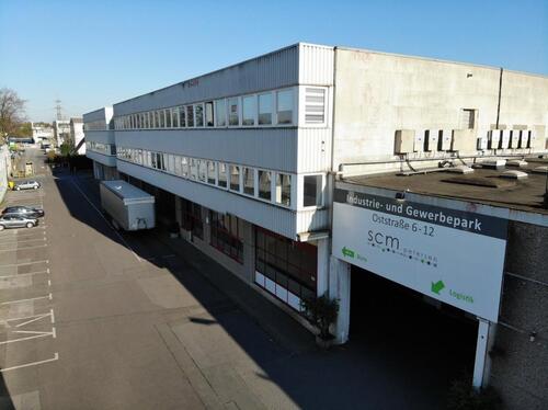 Foto - überdachter ParkplatzStellplatz